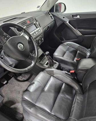 Volkswagen Tiguan cena 25900 przebieg: 226137, rok produkcji 2008 z Brodnica małe 301